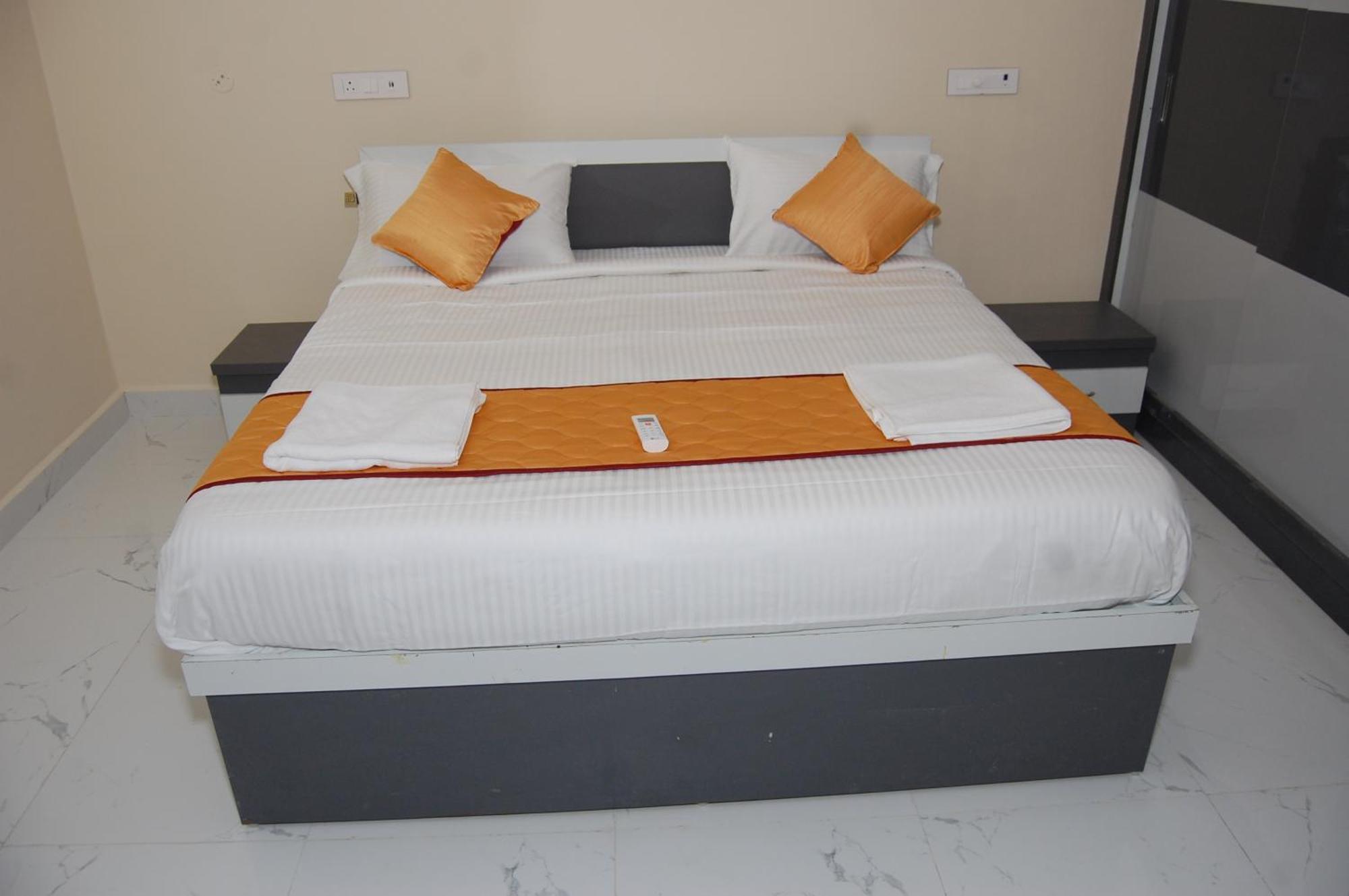 Nest Inn Homestay Tirupati Esterno foto